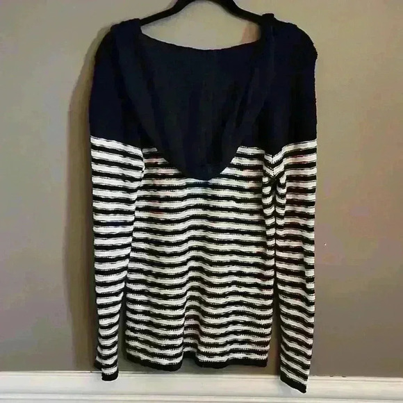 Eddie Bauer hooded striped sweater - Picture 4 of 12